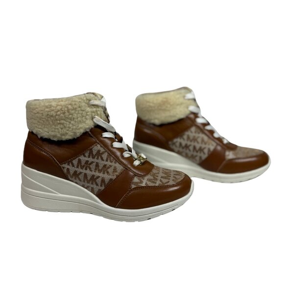 Tan Tahoe Wedge Boots with Monogram Faux Sherpa Trim, Girls'  5 US Euro 36 4 UK - Picture 2 of 5